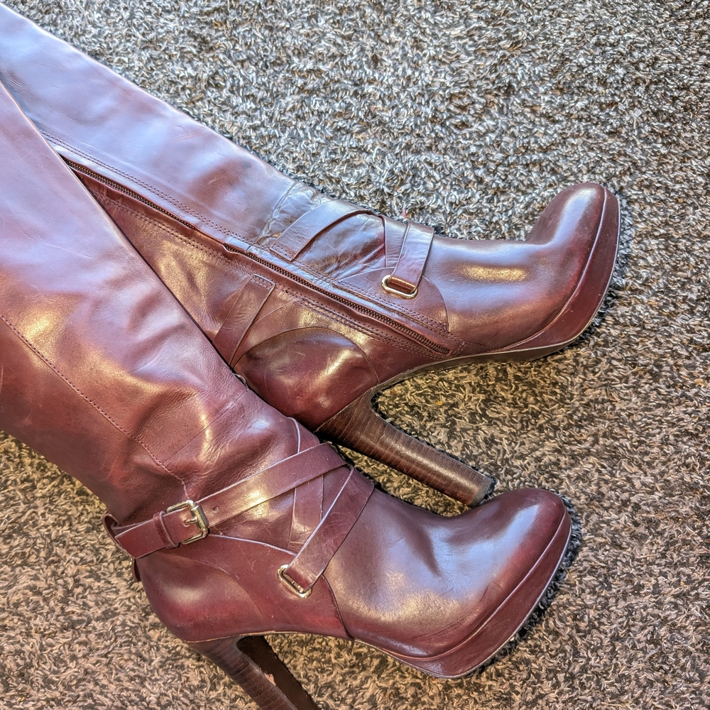 Vince Camuto Brown Heeled Boots with Chunky Heel
